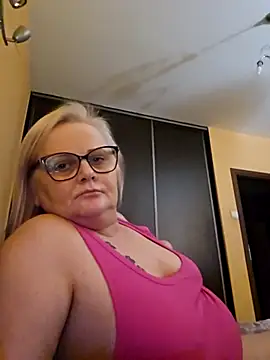 Snapshot of NieMaJazdyBezGwiazdy7883 chatting on November 2025 05:13:02 PM NieMaJazdyBezGwiazdy7883 online show from November 2025 05:13:02 PM