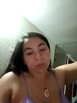 Hatria Nuu online show from October 2025 01:28:01 AM