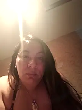 Hatria Nuu online show from October 2025 01:17:01 AM