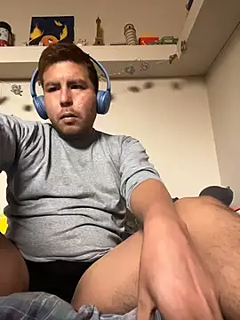 Snapshot of atreusfilho chatting on October 2025 02:07:01 PM atreusfilho online show from October 2025 02:07:01 PM