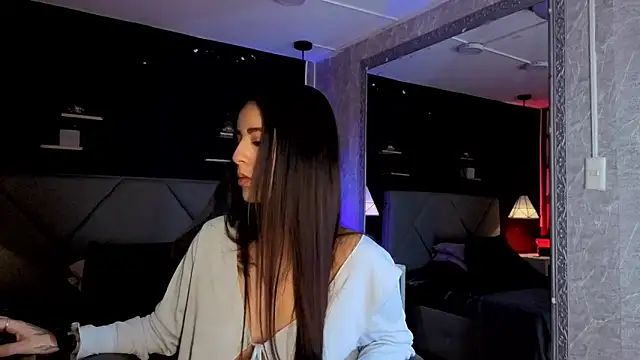 giapearl25 online show from October 2025 12:04:02 PM