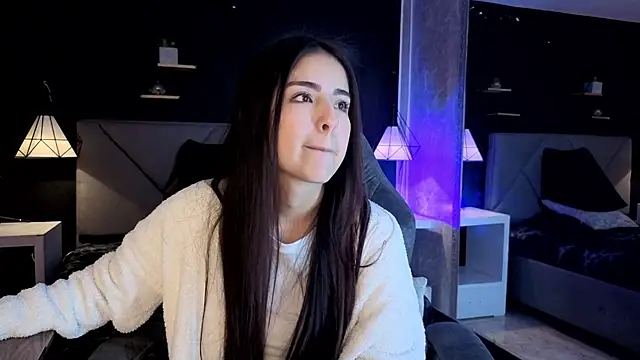 giapearl25 online show from November 2025 02:40:02 PM