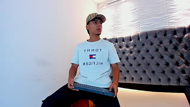 JACCOCK 4 online show from November 2025 03:49:02 AM