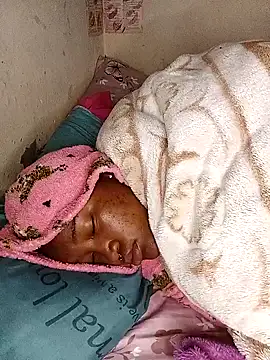 FreakieKay online show from November 2025 03:17:01 AM