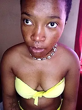 FreakieKay online show from November 2025 07:08:01 AM