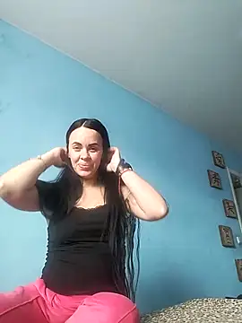 Snapshot of Stefaniyaxq chatting on October 2025 08:14:02 AM Stefaniyaxq online show from October 2025 08:14:02 AM