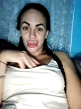 Snapshot of Stefaniyaxq chatting on November 2025 09:14:01 PM Stefaniyaxq online show from November 2025 09:14:01 PM