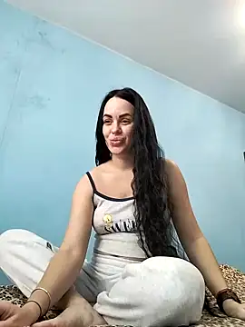 Snapshot of Stefaniyaxq chatting on November 2025 09:20:02 AM Stefaniyaxq online show from November 2025 09:20:02 AM