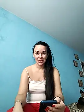 Snapshot of Stefaniyaxq chatting on November 2025 08:35:01 AM Stefaniyaxq online show from November 2025 08:35:01 AM