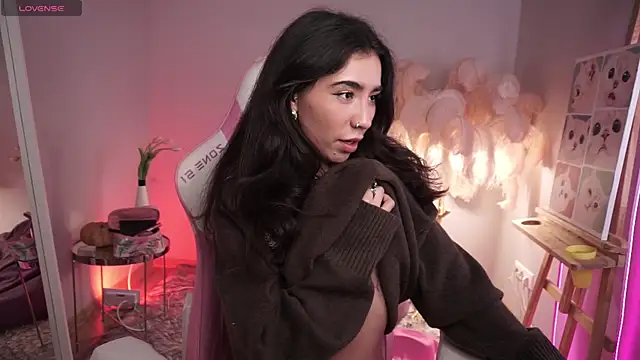 Snapshot of YokoKoko_ chatting on November 2025 06:21:01 PM YokoKoko online show from November 2025 06:21:01 PM