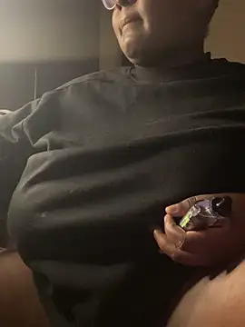 Chocolate-Baddie online show from October 2025 10:30:02 PM