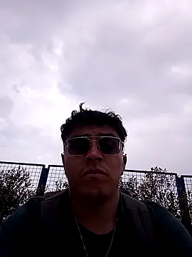 Snapshot of EithanFuckboys chatting on October 2025 08:24:02 PM EithanFuckboys online show from October 2025 08:24:02 PM