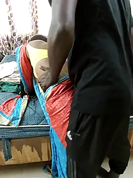 Snapshot of Chennai-couples chatting on October 2025 08:00:02 AM Chennai-couples online show from October 2025 08:00:02 AM