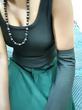 Snapshot of Chennai-couples chatting on November 2025 07:15:01 PM Chennai-couples online show from November 2025 07:15:01 PM