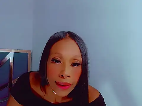 Snapshot of monserrath_bitch_naughty chatting on November 2025 04:32:02 AM monserrath bitch naughty online show from November 2025 04:32:02 AM