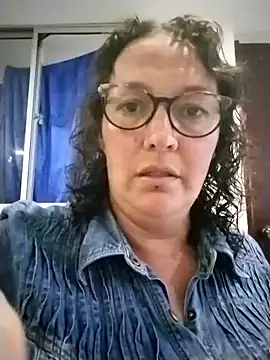 -saraqueen- online show from October 2025 09:59:01 PM