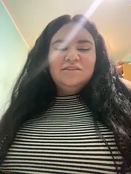 gothlove666 online show from October 2025 05:33:02 PM