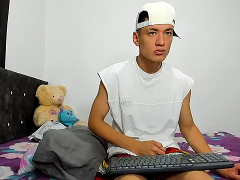 Snapshot of dylan_navas chatting on November 2025 09:30:02 PM dylan navas online show from November 2025 09:30:02 PM