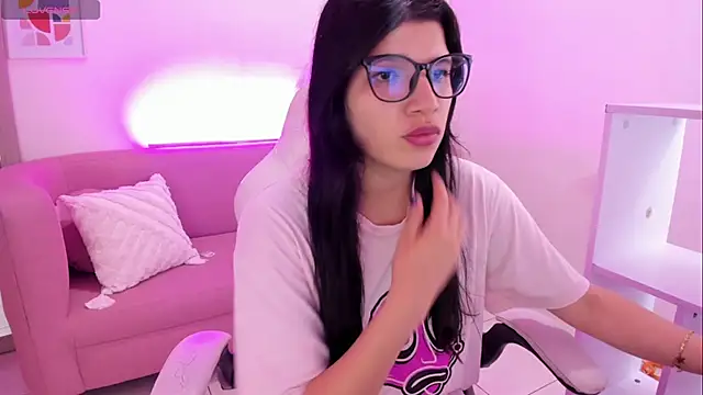 Gia Brawn online show from October 2025 11:11:01 AM