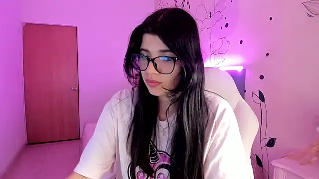 Gia Brawn online show from November 2025 11:43:01 AM