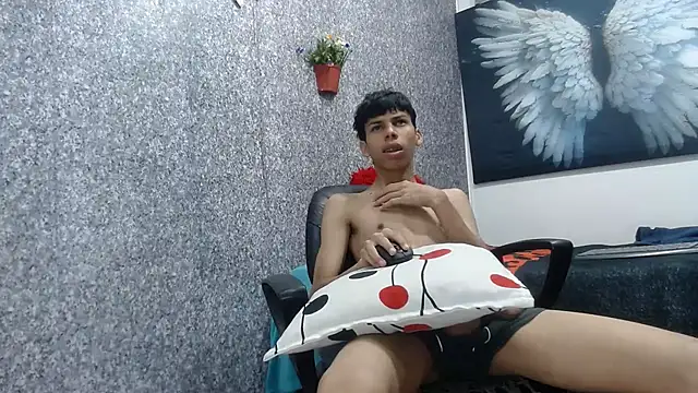 Snapshot of sexyboys_cutex18 chatting on October 2025 04:13:01 AM sexyboys cutex18 online show from October 2025 04:13:01 AM