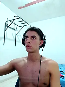 fernandez336 online show from October 2025 11:58:02 PM