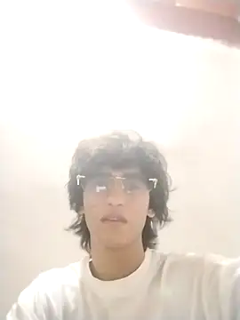 monofoxx online show from October 2025 07:45:02 PM