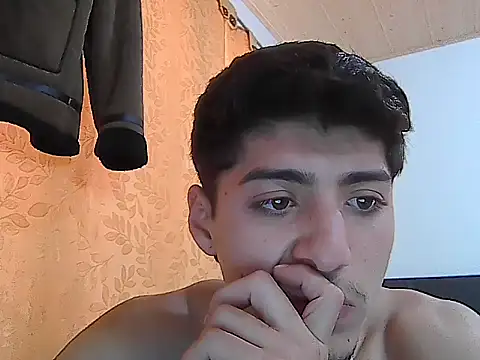 JULIANGREY online show from October 2025 08:29:02 PM