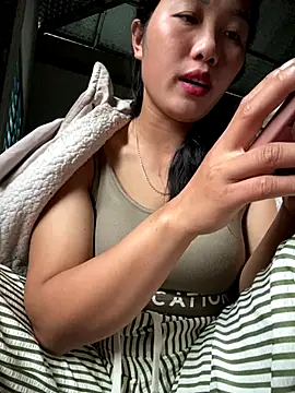 Snapshot of Pii_x chatting on October 2025 02:01:02 AM Pii x online show from October 2025 02:01:02 AM