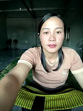 Snapshot of Pii_x chatting on October 2025 12:45:01 AM Pii x online show from October 2025 12:45:01 AM