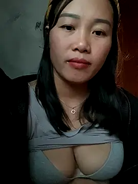 Snapshot of Pii_x chatting on November 2025 01:17:01 AM Pii x online show from November 2025 01:17:01 AM