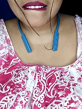 Snapshot of Shiyalsen chatting on November 2025 05:56:01 PM Shiyalsen online show from November 2025 05:56:01 PM