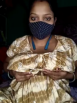 Snapshot of Shiyalsen chatting on November 2025 12:54:02 AM Shiyalsen online show from November 2025 12:54:02 AM