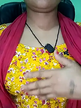 Rashmi 011 online show from October 2025 04:40:01 PM