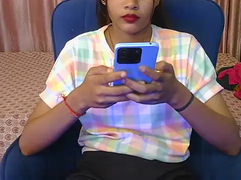 yours-angell online show from October 2025 04:43:02 AM