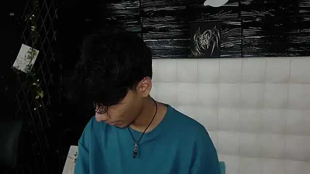 Snapshot of tyler_wolf1_ chatting on October 2025 12:27:02 PM tyler wolf1 online show from October 2025 12:27:02 PM