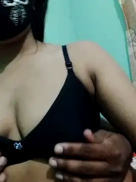 Snapshot of daisy-03 chatting on October 2025 01:42:02 PM daisy-03 online show from October 2025 01:42:02 PM