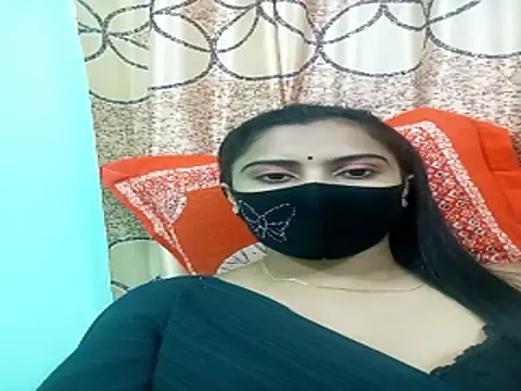 Snapshot of daisy-03 chatting on November 2025 09:14:01 PM daisy-03 online show from November 2025 09:14:01 PM