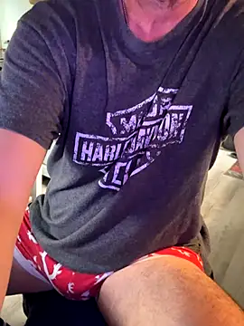 Snapshot of smkbustr chatting on November 2025 06:08:01 PM smkbustr online show from November 2025 06:08:01 PM