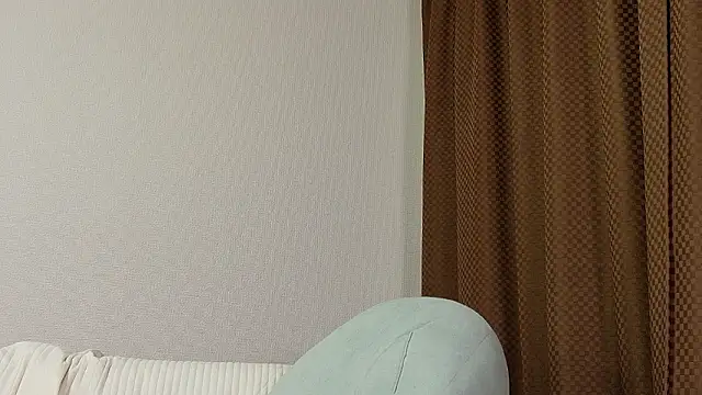 Snapshot of mio_k1 chatting on November 2025 11:54:01 AM mio k1 online show from November 2025 11:54:01 AM