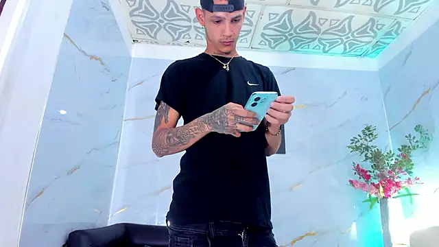 Justin rain online show from October 2025 07:55:02 PM