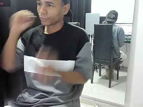 Snapshot of Baby_Latin chatting on October 2025 03:10:02 AM Baby Latin online show from October 2025 03:10:02 AM