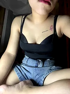 Snapshot of Lyly69699 chatting on October 2025 05:30:01 AM Lyly69699 online show from October 2025 05:30:01 AM