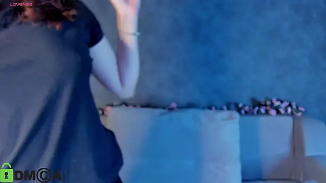 Snapshot of Nuura_Moore chatting on November 2025 12:54:01 AM Nuura Moore online show from November 2025 12:54:01 AM