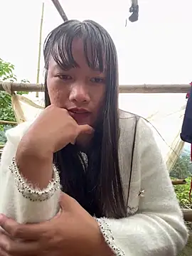 TrangNemo online show from October 2025 08:51:02 AM