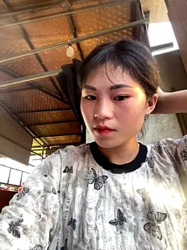 Mylinh- online show from October 2025 08:59:01 AM