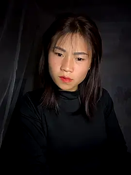 Mylinh- online show from October 2025 01:35:02 PM