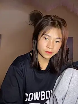 Mylinh- online show from October 2025 03:07:02 AM