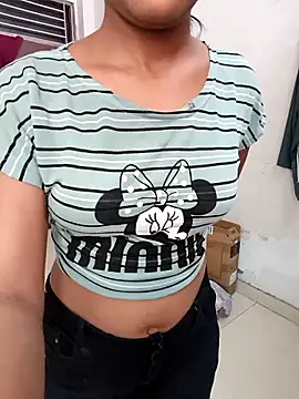 Snapshot of anshika0124 chatting on October 2025 04:46:01 AM anshika0124 online show from October 2025 04:46:01 AM