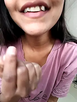 Snapshot of anshika0124 chatting on November 2025 05:28:02 AM anshika0124 online show from November 2025 05:28:02 AM